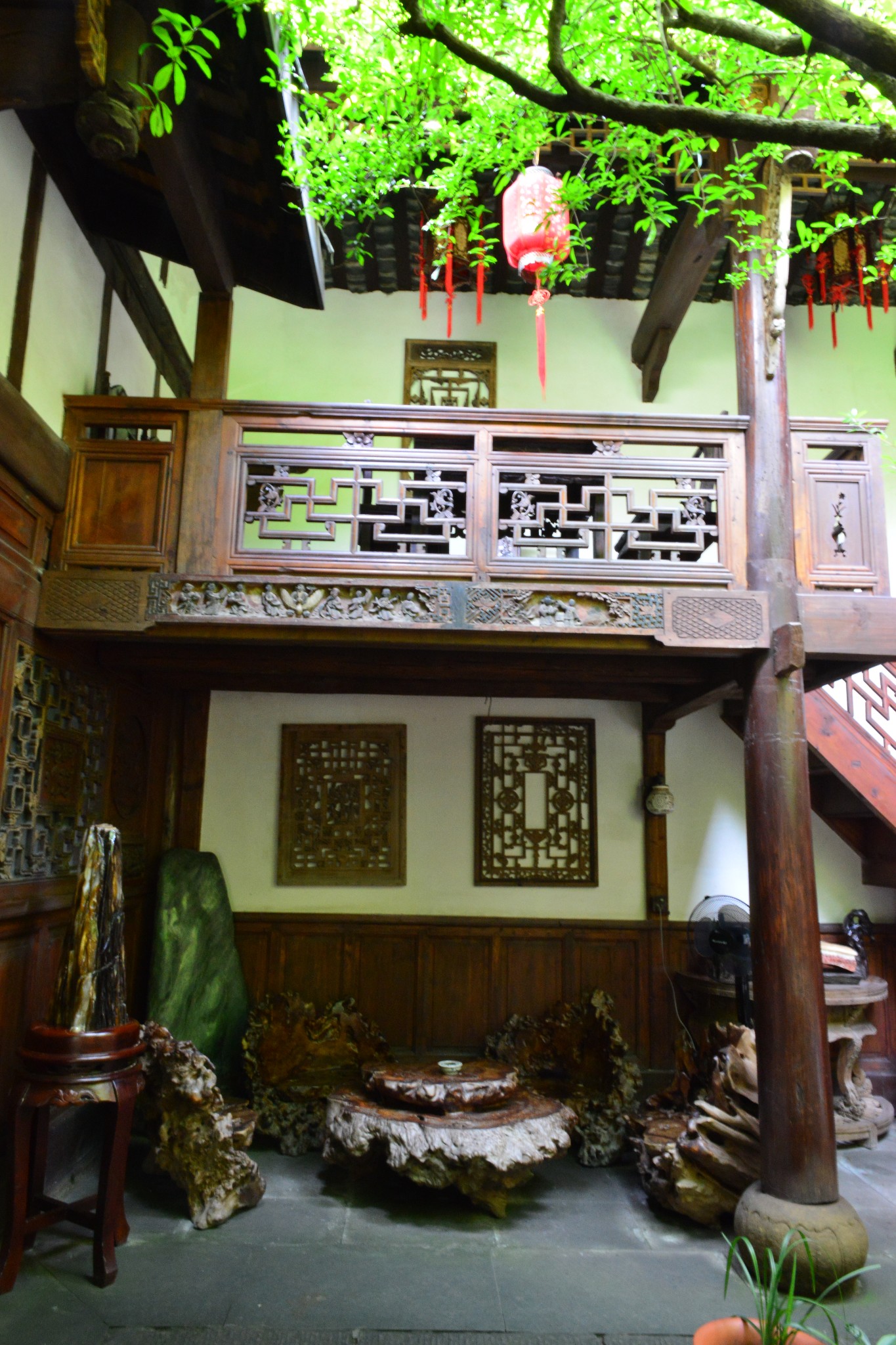 wKgBs1dk7VGAcPLBAAsqyKoTikU32.jpeg?imageView2%2F2%2Fw%2F600%2Fh%2F600%2Fq%2F90