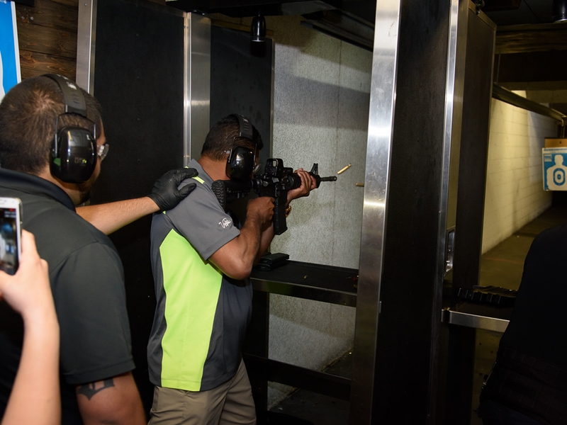 限时立减最高立减500元 mgv室内真枪实弹射击体验(无须经验/免费接送