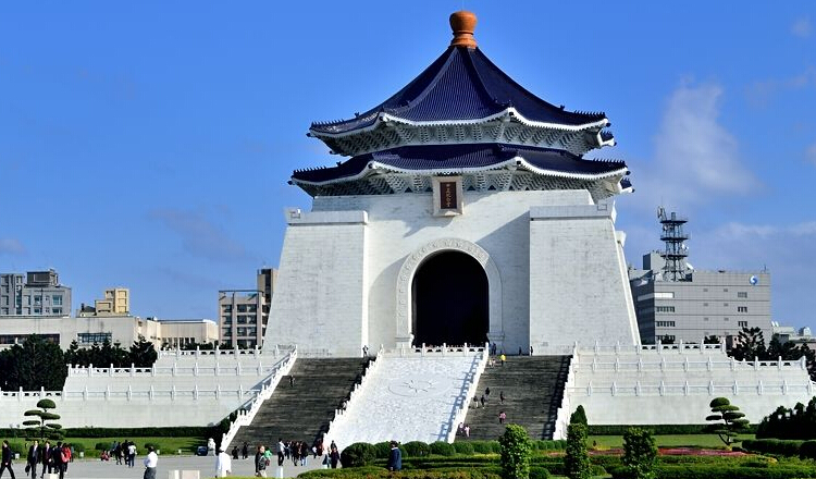 台北跨年五日游【阳明山夜景 101跨年烟火表演 九份老街 十分天灯 diy