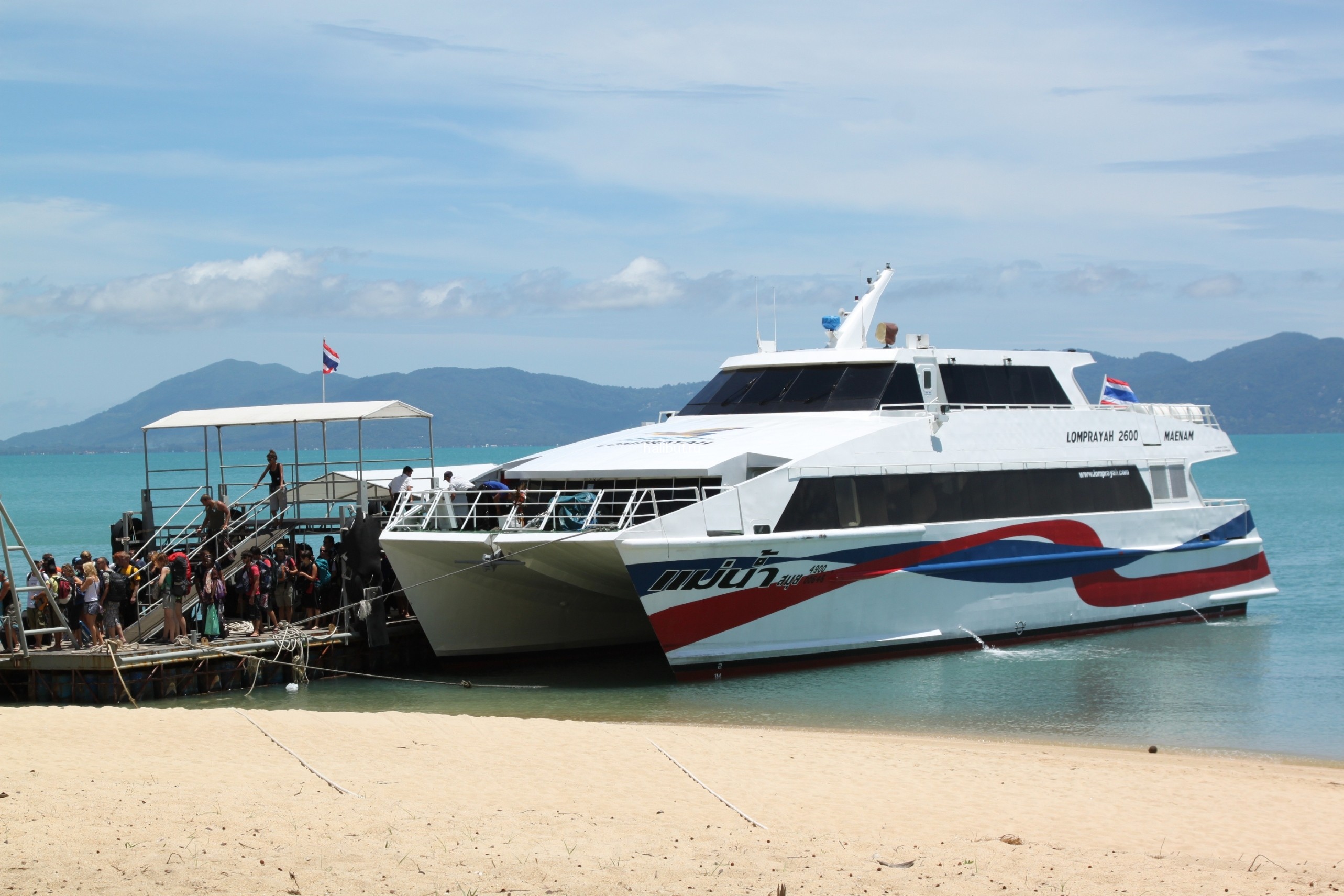 华欣-苏梅岛/帕岸岛/涛岛码头车船联运(lomprayah船公司)