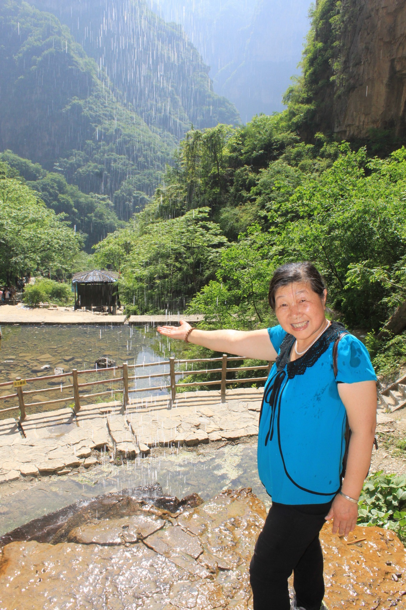 壶关县南河村人口_壶关县南塔底村(3)