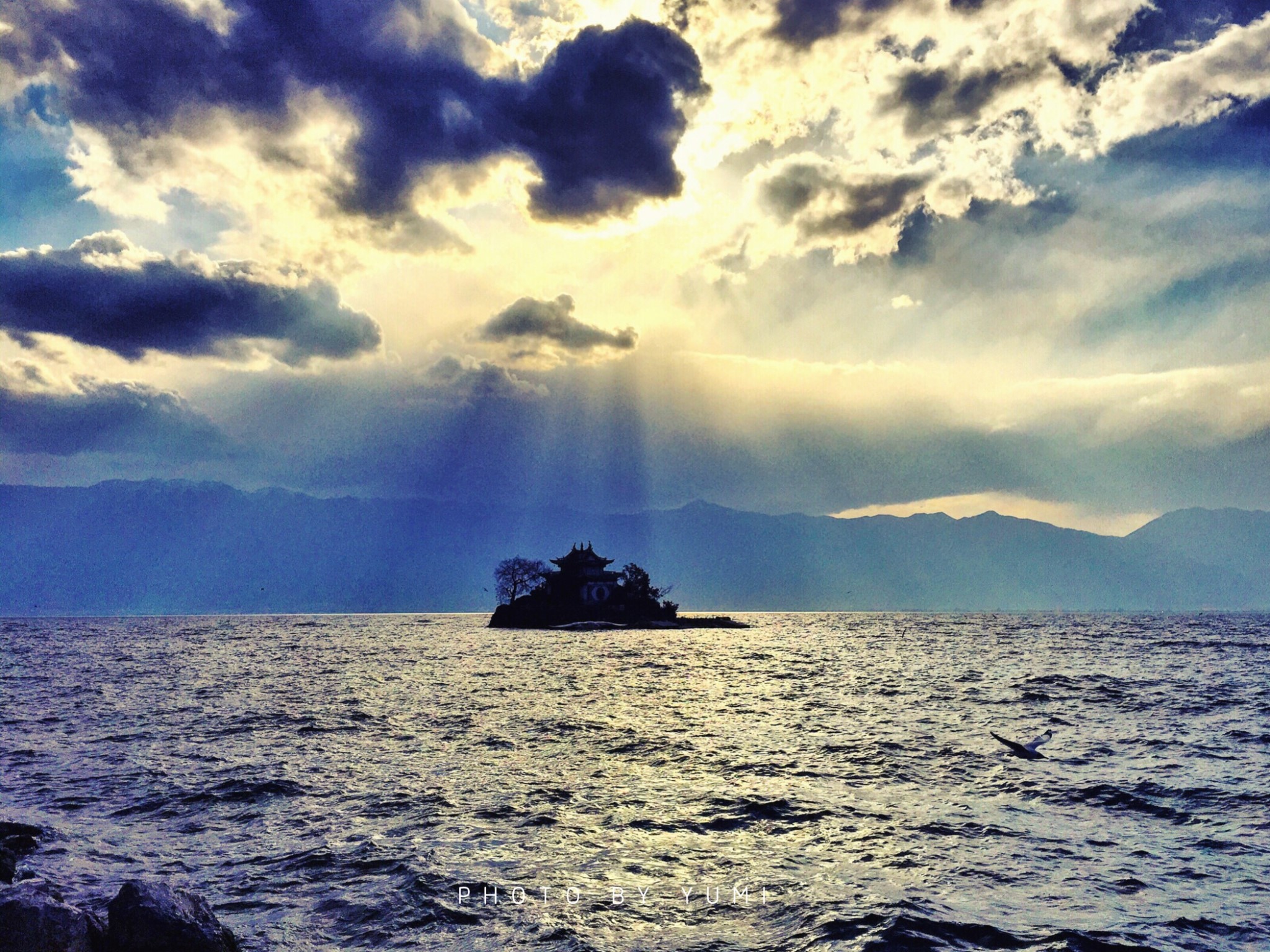 wKgBs1ckwj-AINFnAA2E3JlzC9I58.jpeg?imageView2%2F2%2Fw%2F600%2Fh%2F600%2Fq%2F90